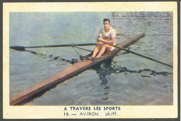 cc fra cafes jihair amiens  a travers les sports  no. 19 aviron   skiff  photo of single sculler 
