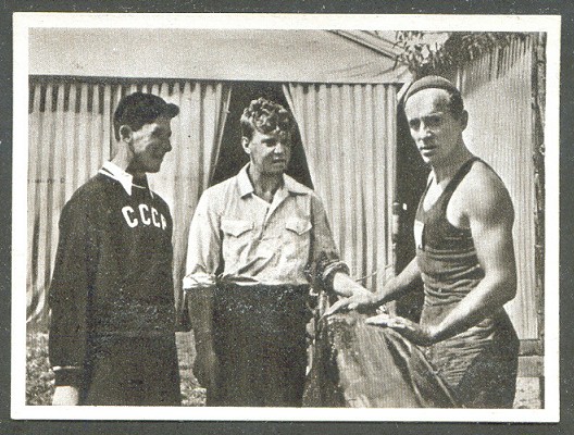 cc gdr 1954 volkseigene zigarettenindustrie og helsinki 1952 bild 62 photo b w showing 1x gold medl winner tschukalow urs center with his coach polakow left and kocerka pol right 
