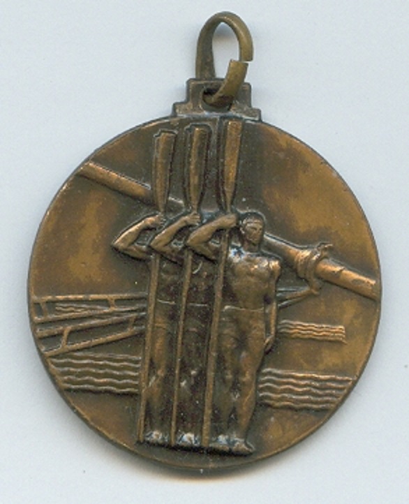 Medal BEL 1971 Championships for schools Three rowers parading with oars