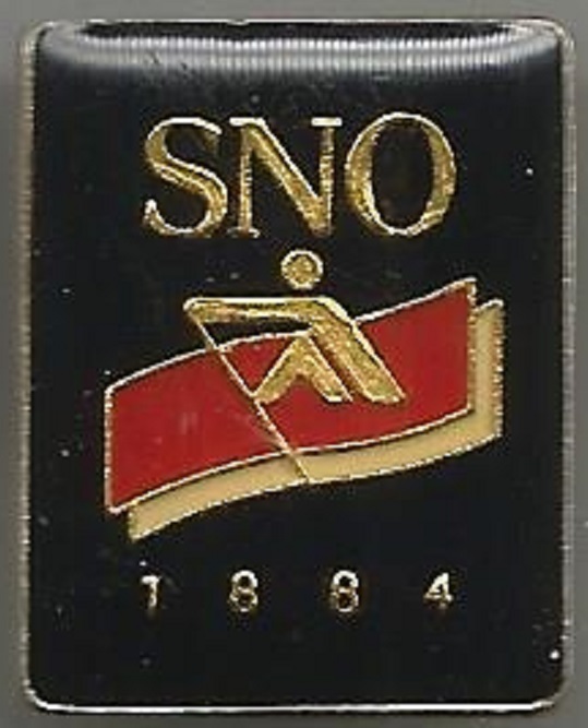 Pin FRA Saint Quen lAumone Société Nautique de lOise founded 1884