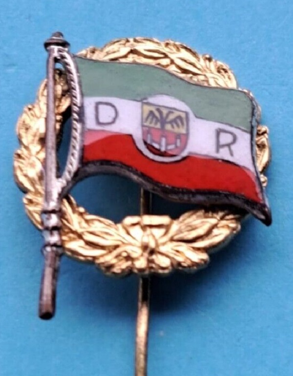 Pin GER Duisburger RV 18971910