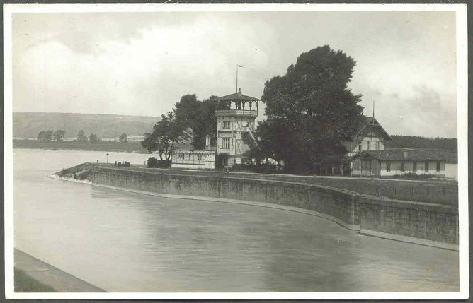 pc aut wiener rv donauhort 1940 photo of boathouse 