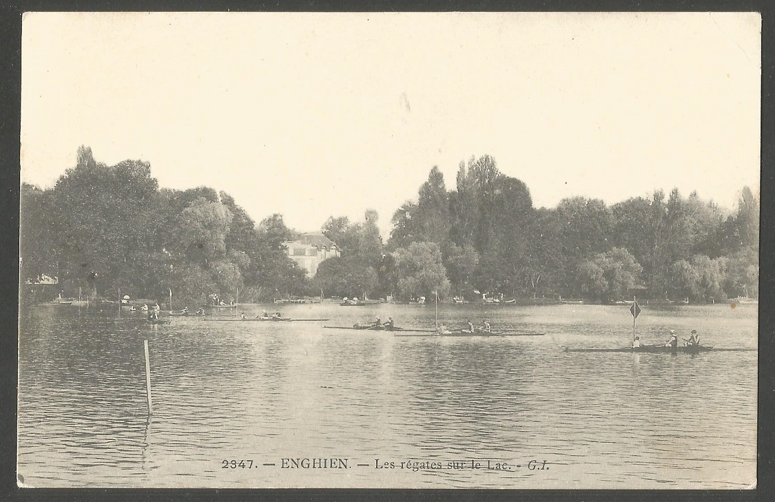 PC FRA Enghien les Bains regatta on lake Enghien M2 crews assembling art the start