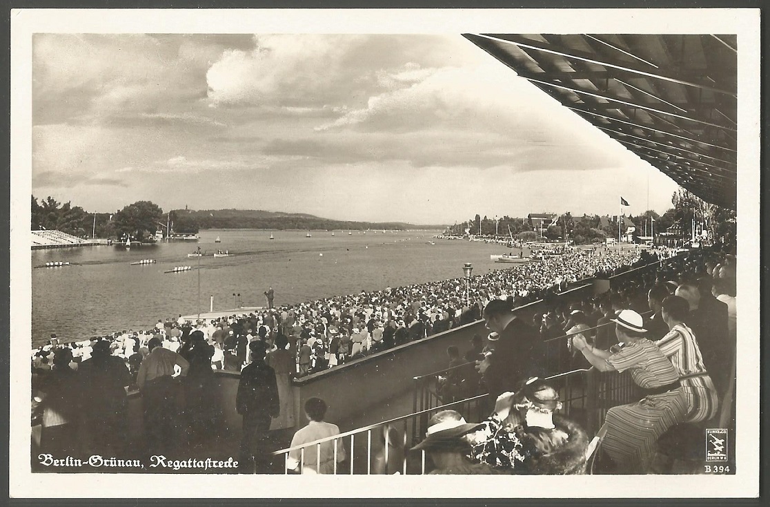 pc ger 1936 berlin gruenau regatta course finish area klinke b 394 pu with pm berlin gruenau regattabahn 1936 aug. 11th