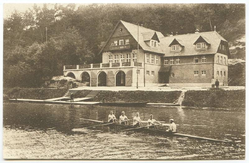 pc ger bamberger rv v. 1905 photo of boathouse with 4 on the water in foreground 
